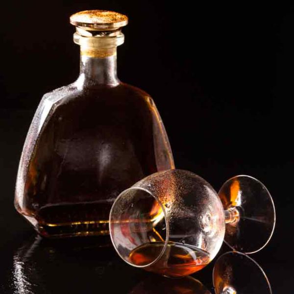 liqueur bottla and glass